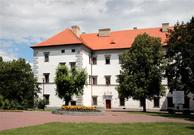 http://www.hrady.cz/ [val]