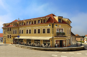 Added by/ web source: www.hotelzavis.cz
