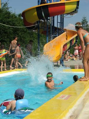 http://www.turciansketeplice.sk/termalne-kupal