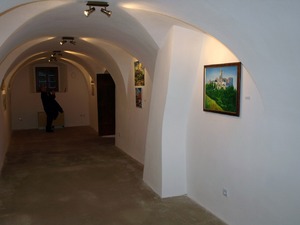 http://galeria-hniezdne.webnode.sk/, Added by/ web source: http://gal