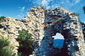 http://slovakia.travel/znievsky-hrad, Vložil / webový link/ zdroj: http://sl