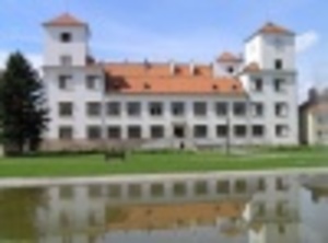 http://www.zamek-bucovice.cz/, Added by/ web source: http://www.zamek