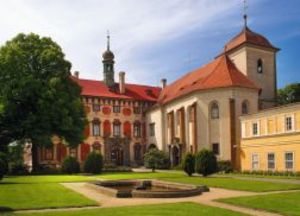 http://www.zamek-libochovice.cz/, Vložil / webový link/ zdroj: http://www.za